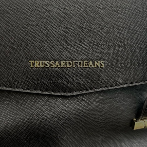NWT Trussardi Black Satchel Shoulder Strap Gold Hardware Logo Bag Charm pockets - Picture 10 of 13